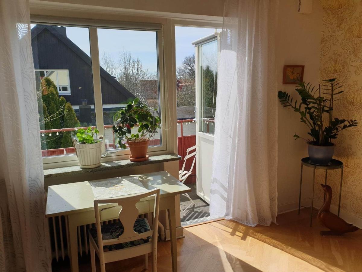 Egen Ovanvaning I Charmig Villa Naera Havet Ystad Buitenkant foto